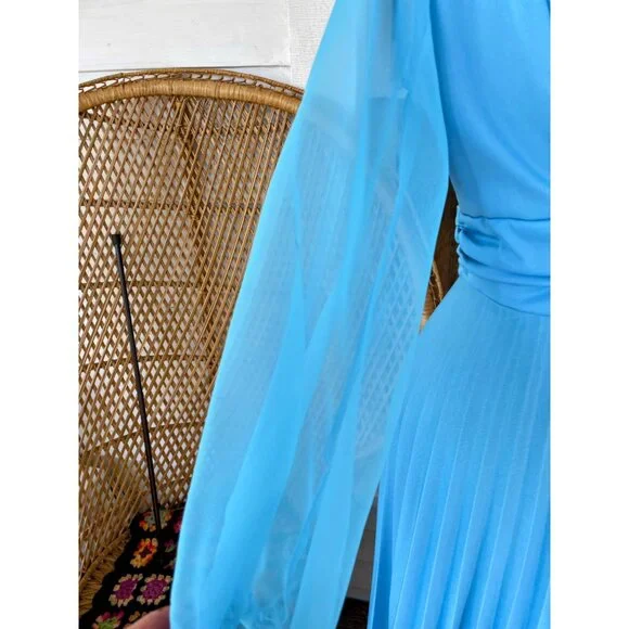 Vintage 1970s Blue Dressy Maxi Dress Pleated Skirt Rhinestone Pearls Size M - Picture 10 of 16